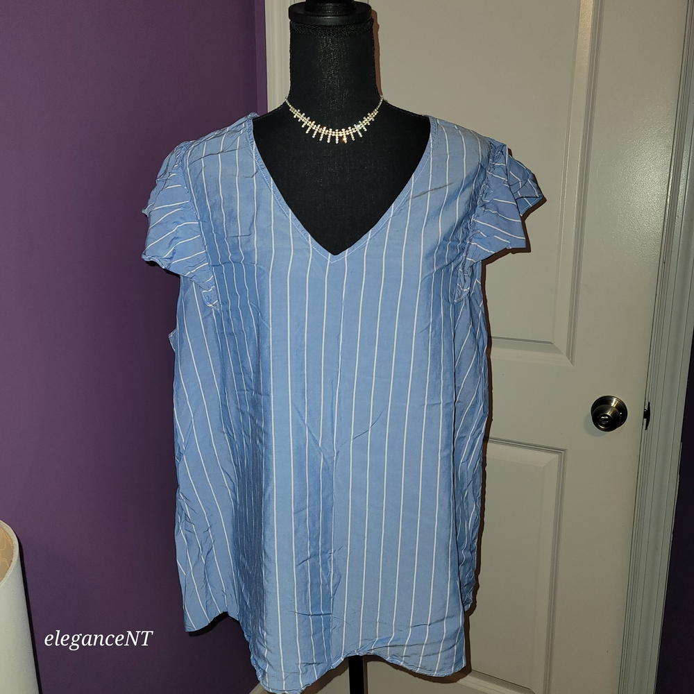 Old Navy Light Blue Striped V-Neck Blouse With Flutter Sleeve Sz: XL - Picture 6 of 7
